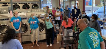 Laundromat Outreach, St. Paul, San Antonio